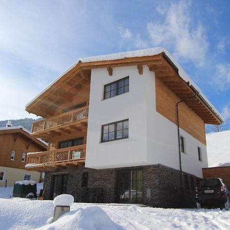 Modern Chalet With Sauna Near Ski Area In Saalbach Hinterglemm Salzburgerland Eksteriør billede