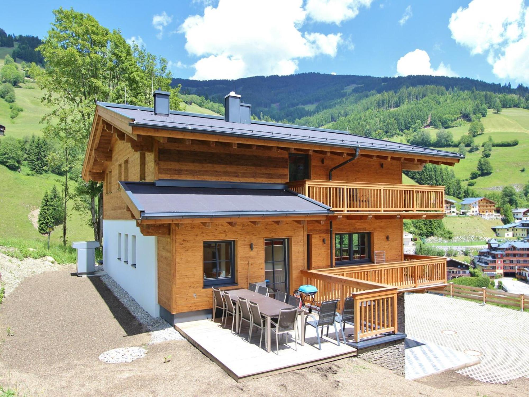 Modern Chalet With Sauna Near Ski Area In Saalbach Hinterglemm Salzburgerland Eksteriør billede